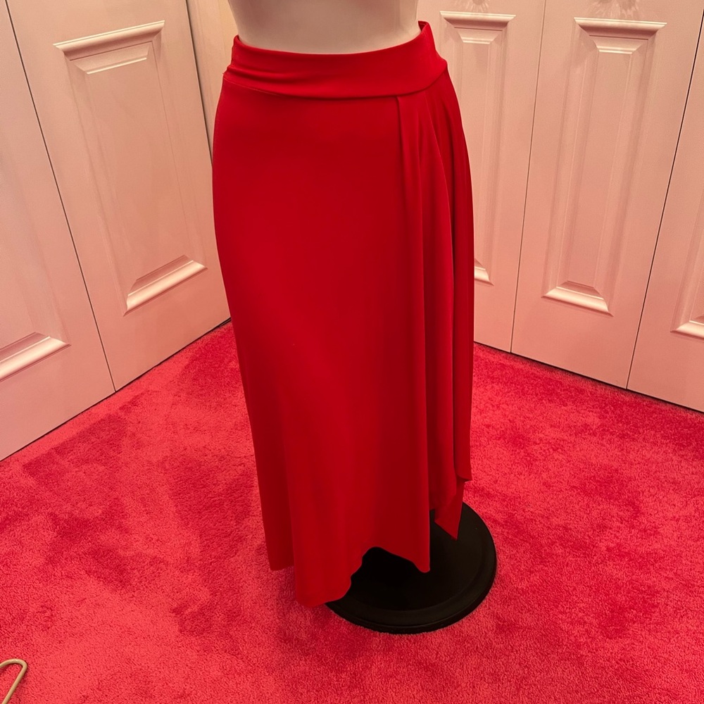 Elegant Red Women's Skirt